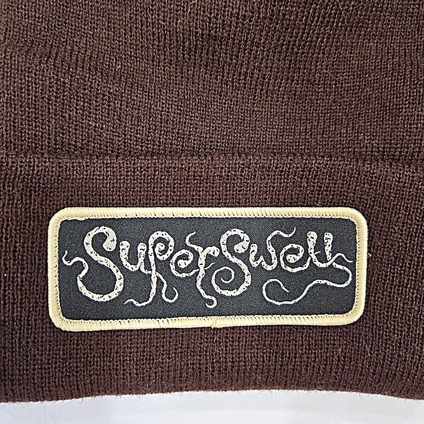 Brown Superswell Beanie (BLK/OFF-WHITE Patch)